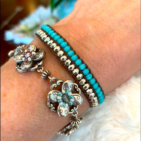 ⭐️SOLD⭐️Brighton ARIEL FLOWER blue pink crystal beads Flower bracelet earrings - Picture 5 of 16